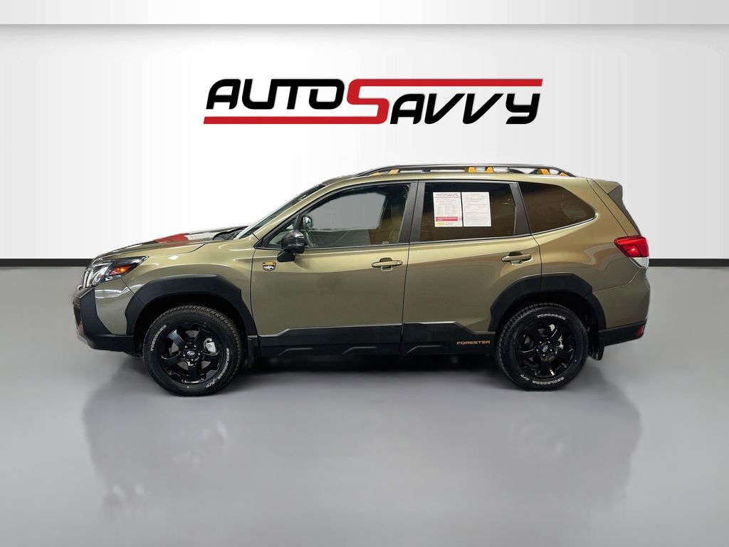 Used 2025 Autumn Green Metallic Subaru Wilderness image 4