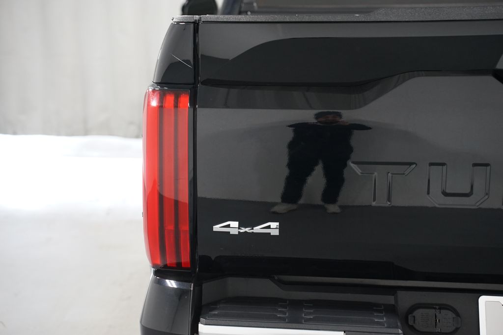 Thumbnail: 2023 Toyota Tundra - 10
