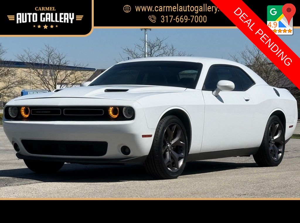 White Knuckle Clearcoat 2018 Dodge Challenger Coupe Rear-Wheel Drive 8-Speed Automatic