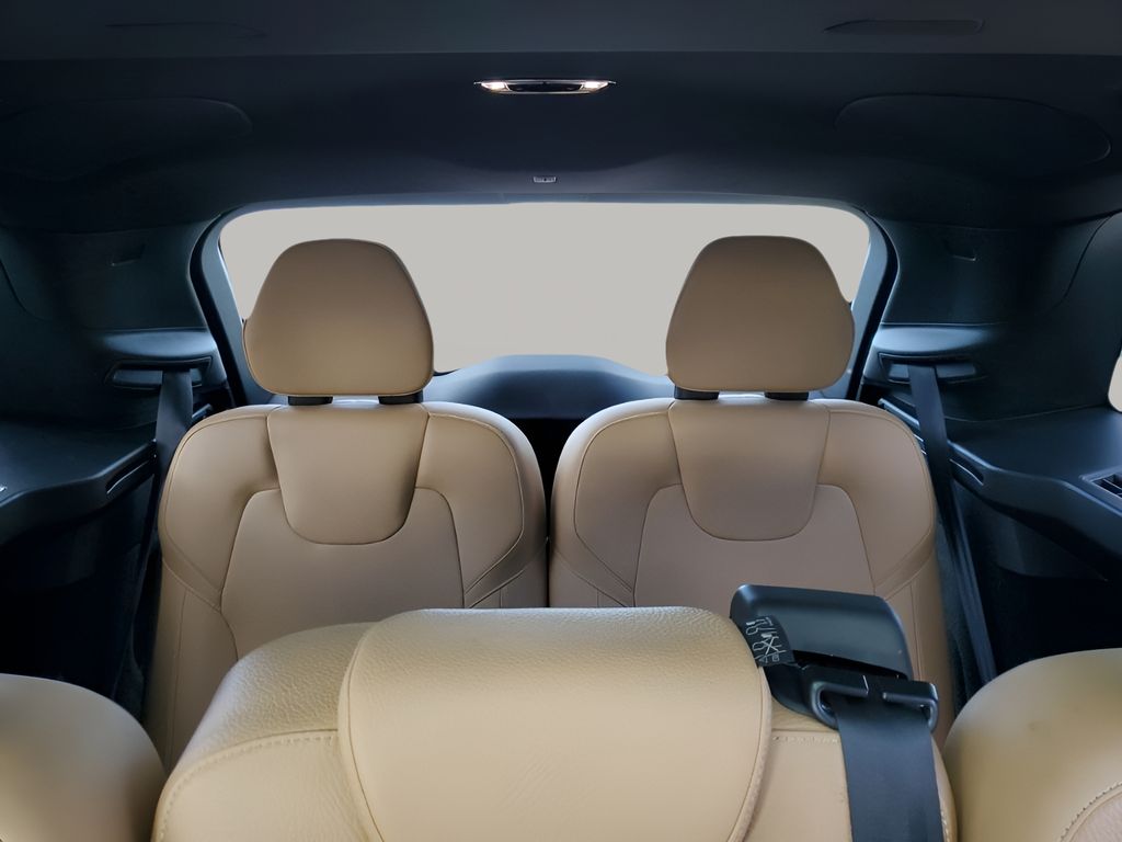 Used Car 2018 Volvo Xc90  T6 Momentum For Sale Under $15,000 In Austin, Texas