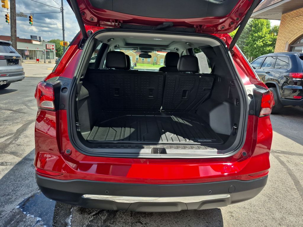 Used 2024 Chevrolet Equinox SUV