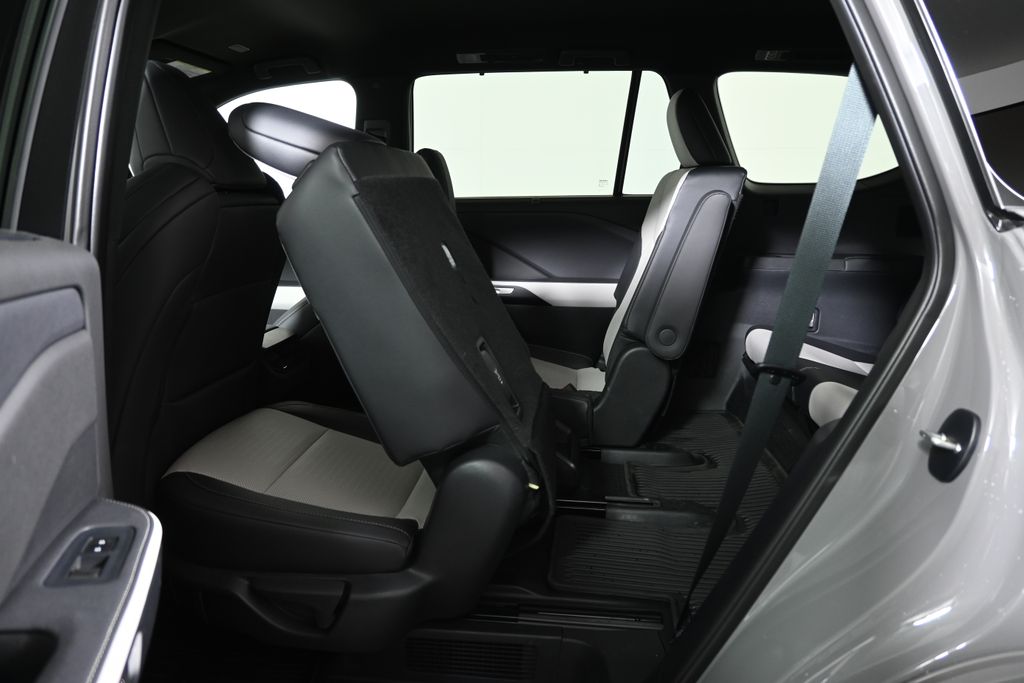 Thumbnail: 2025 Lexus TX - 32