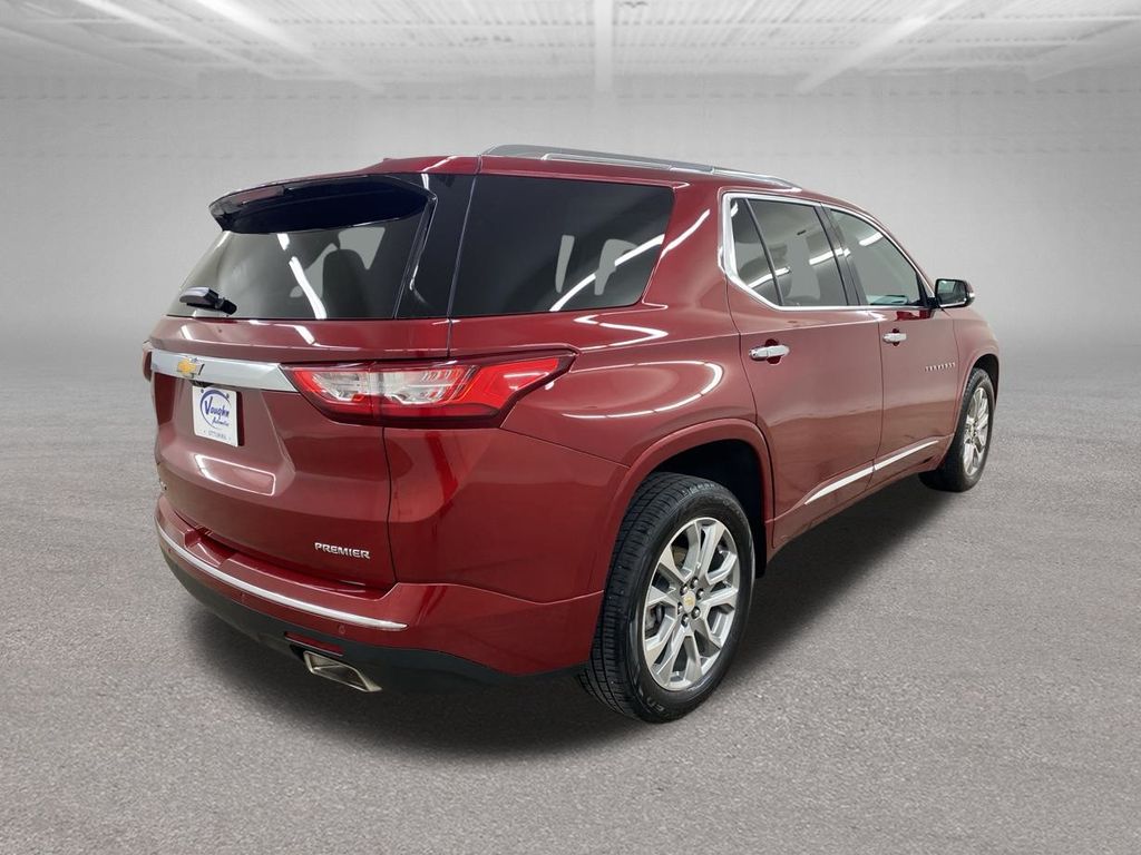 2019 Chevrolet Traverse Premier photo