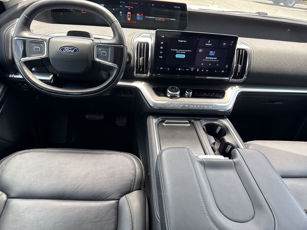 Used 2025 Ford Expedition SUV