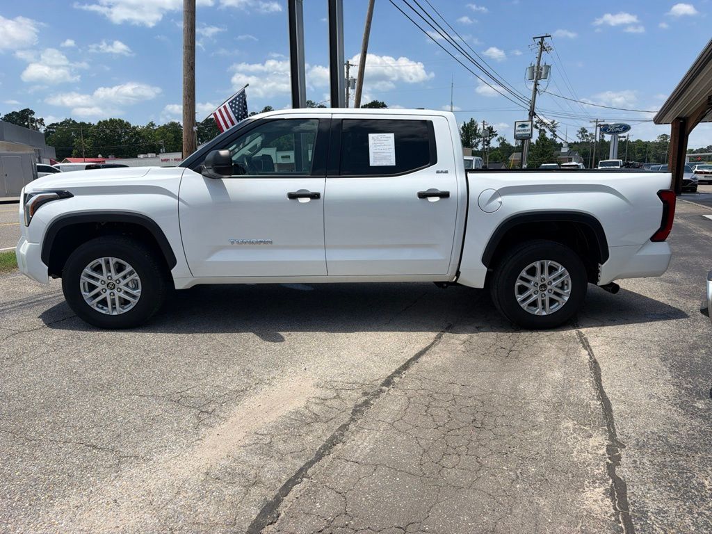 White 2022 Toyota Tundra Pickup Truck Four-Wheel Drive Automatic