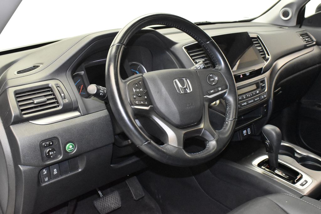 Thumbnail: 2020 Honda Pilot - 17