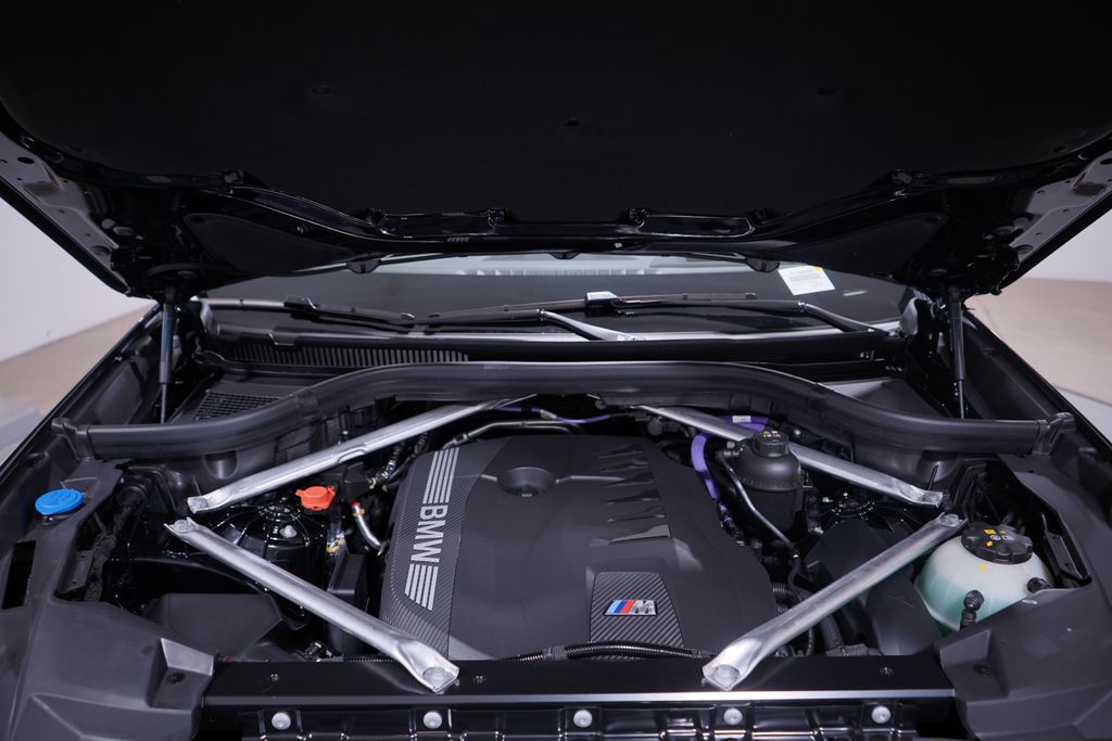 Thumbnail: 2026 BMW X6 - 14