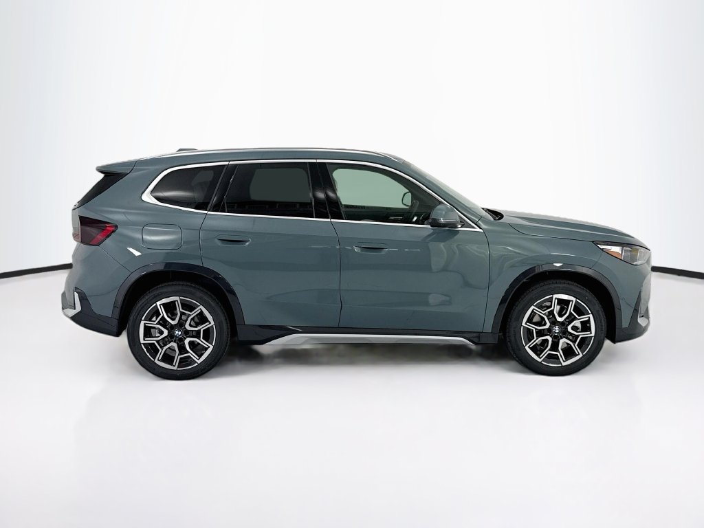 Thumbnail: 2027 BMW X1 - 4