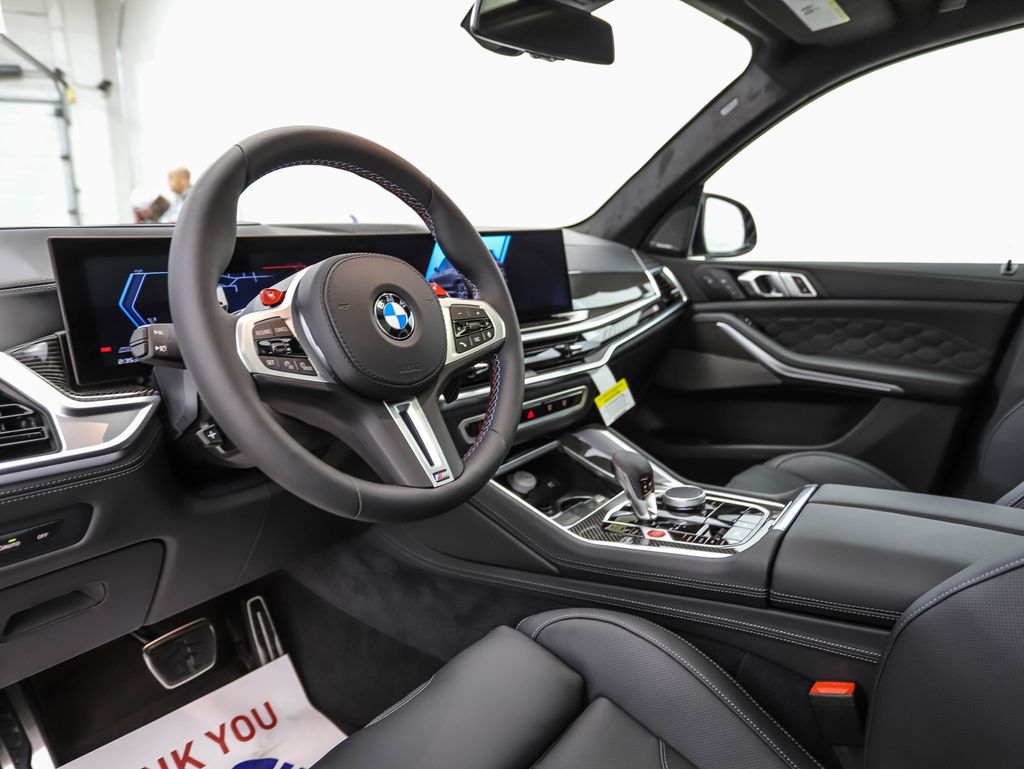 2025 BMW X5 M Competition 10