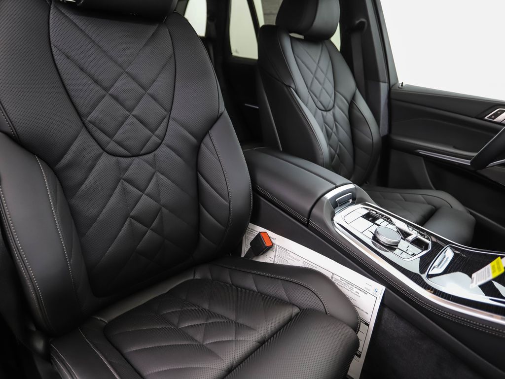 Thumbnail: 2026 BMW X5 - 31