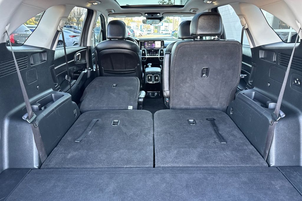 used 2022 Kia Sorento car, priced at $29,914