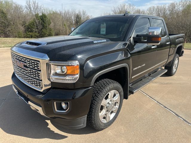 Onyx Black 2018 GMC Sierra 2500HD Denali Crew Cab SB 4WD Pickup Truck Four-Wheel Drive 6-Speed Automatic