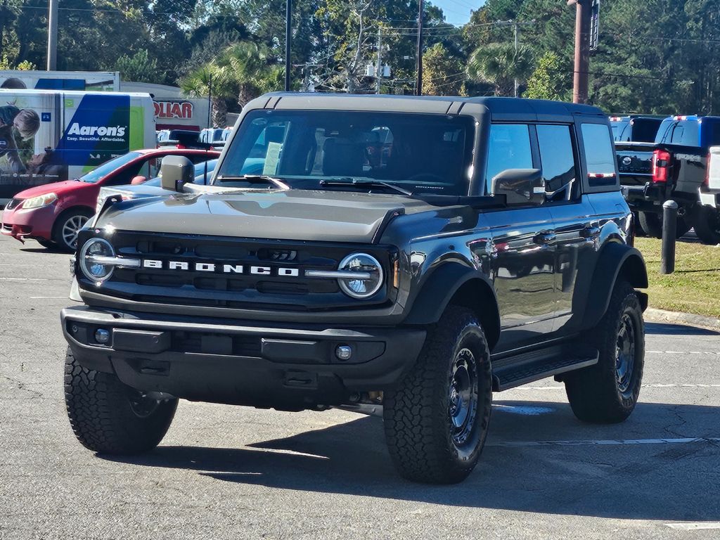 2025 Ford Bronco Outer Banks Gray at Walterboro Ford