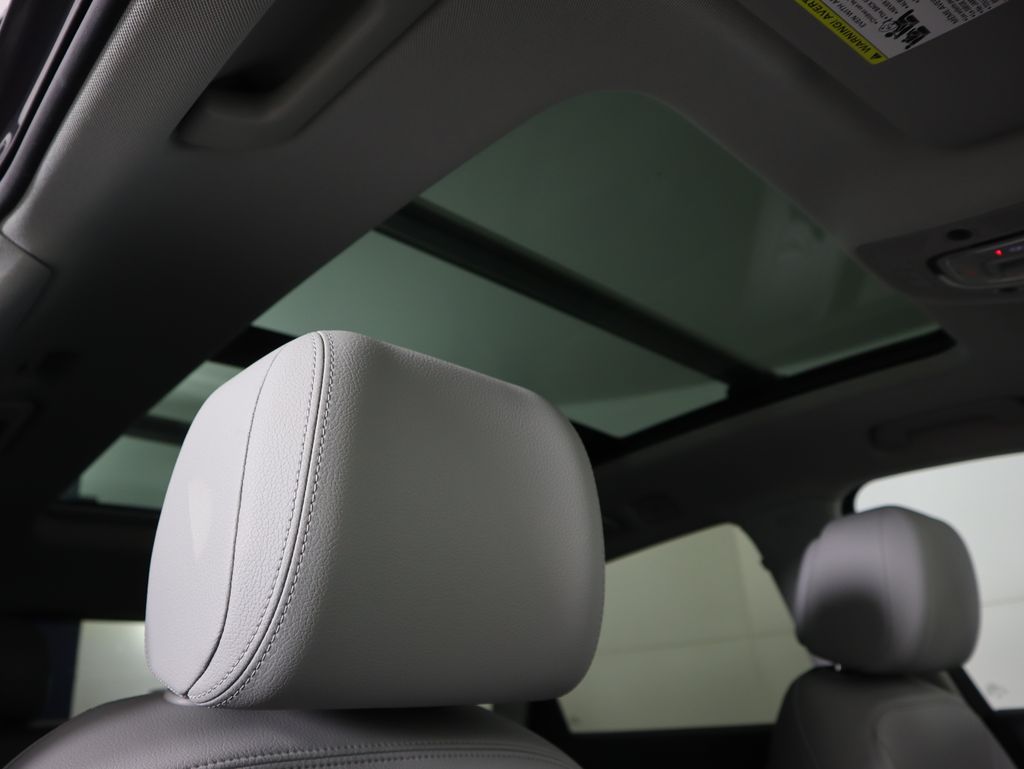 Thumbnail: 2019 Audi Q5 - 19