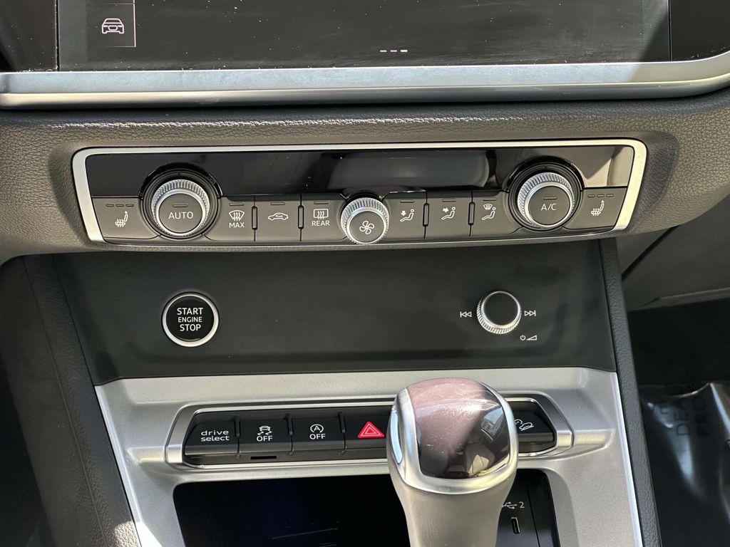 2023 Audi Q3 Premium 19
