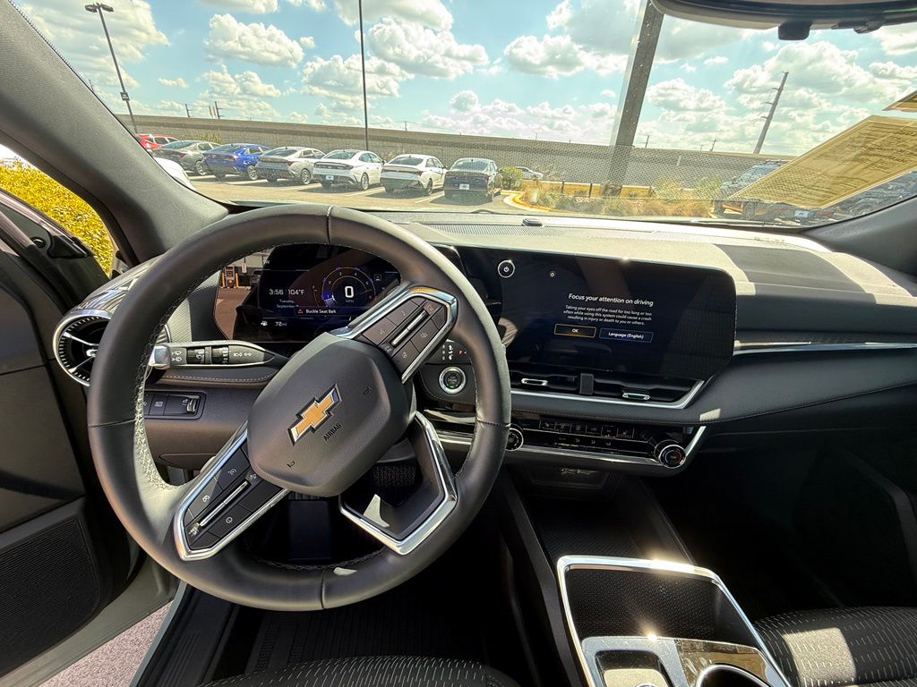 Thumbnail: 2026 Chevrolet Equinox - 24