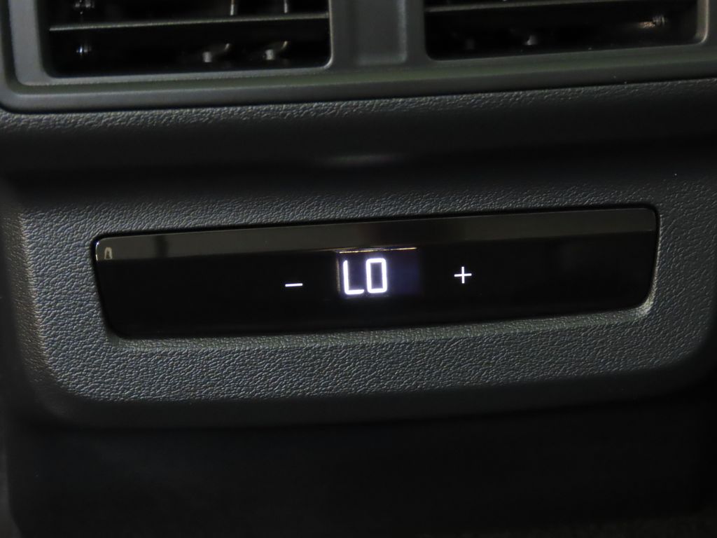 Thumbnail: 2025 Audi Q5 - 26