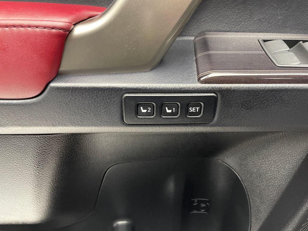 Thumbnail: 2021 Lexus GX - 11