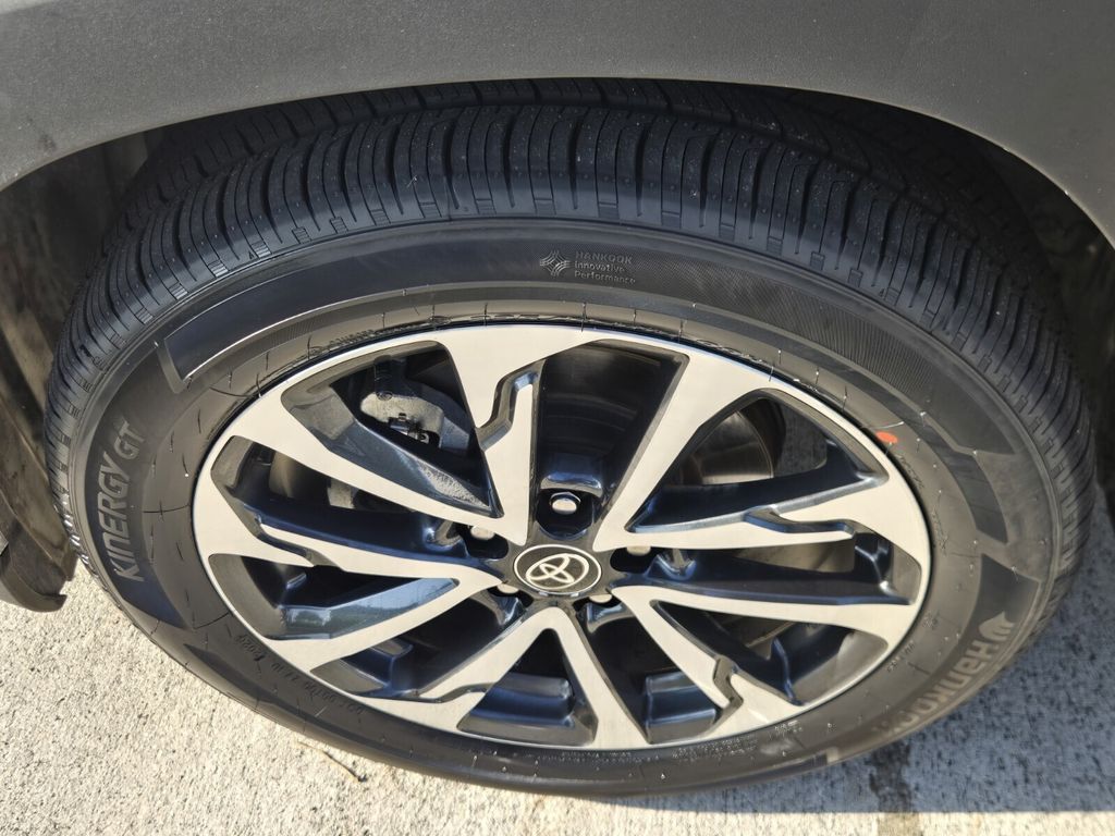 2023 Toyota Corolla - $28,460