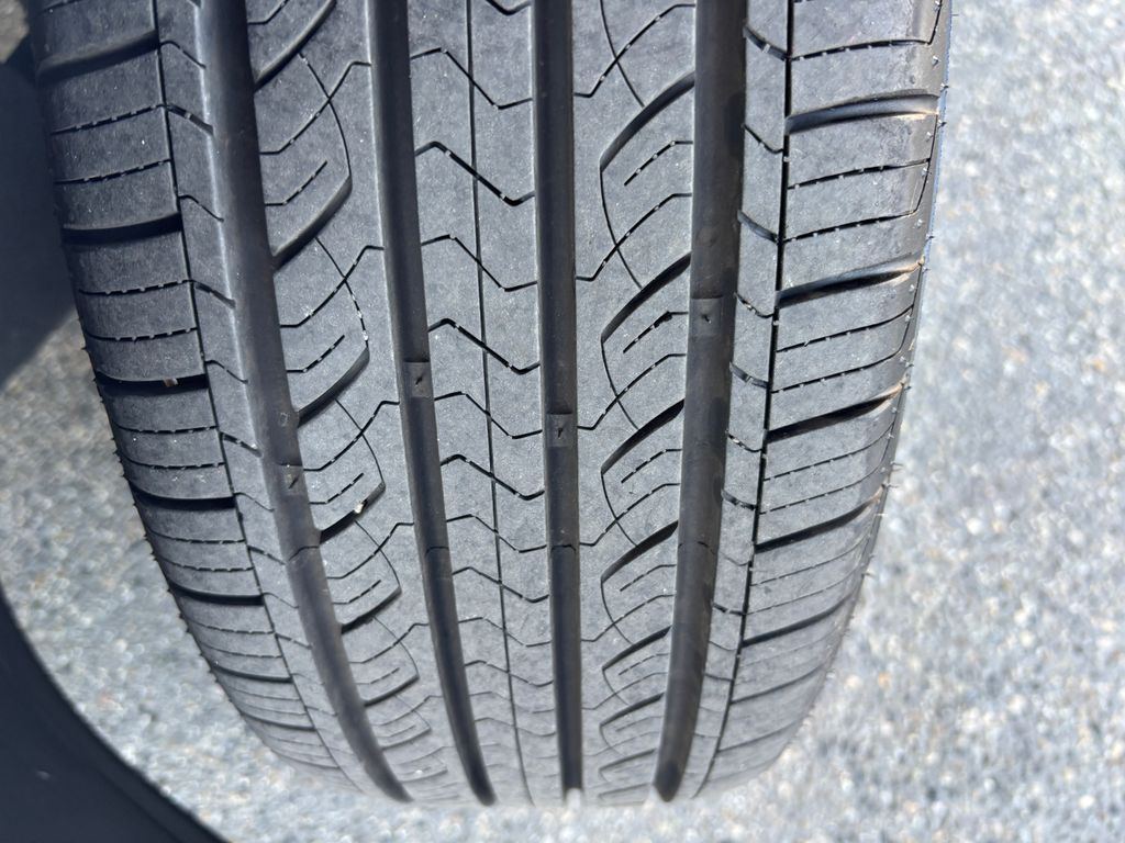 Thumbnail: 2023 Kia Forte - 26