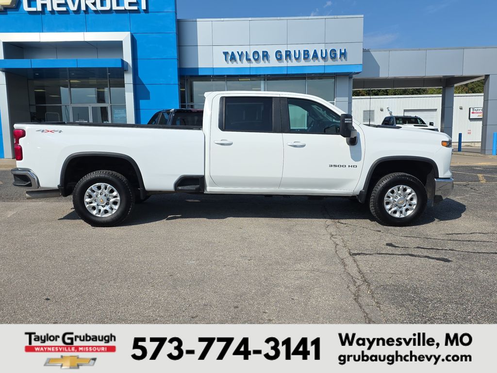 2024 Chevrolet Silverado 3500HD LT Crew Cab 4WD