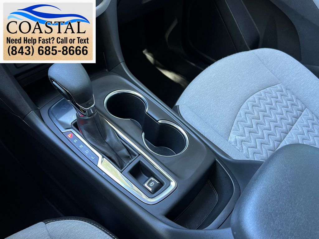 2023 Chevrolet Equinox LS White at Matthews Motors of Wilmington