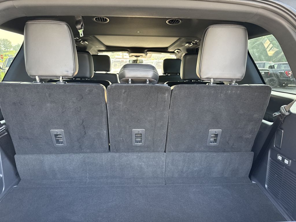 Used 2025 Ford Expedition SUV