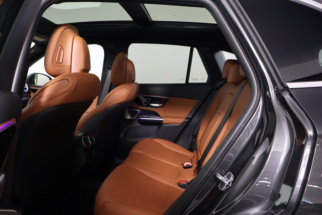 Thumbnail: 2026 Mercedes-Benz GLC - 6