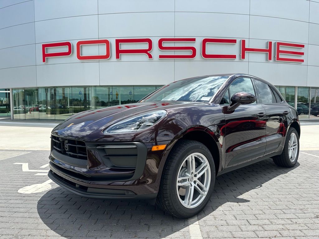 2024 Porsche Macan T -
                Davie, FL