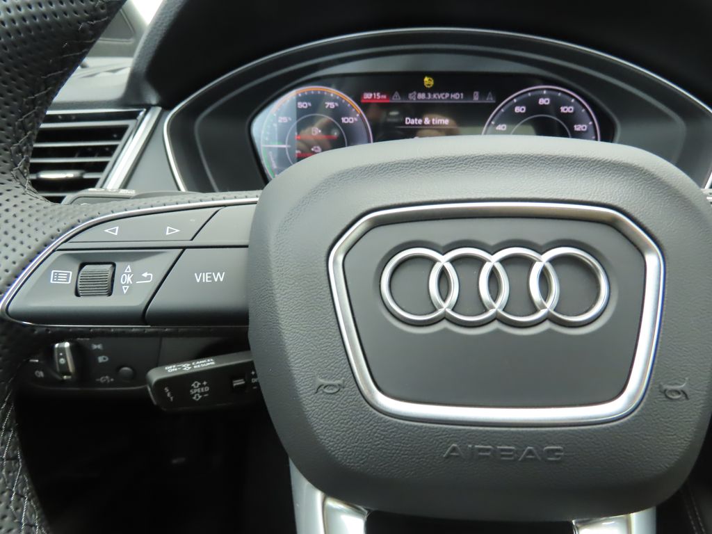 2025 Audi Q5  11
