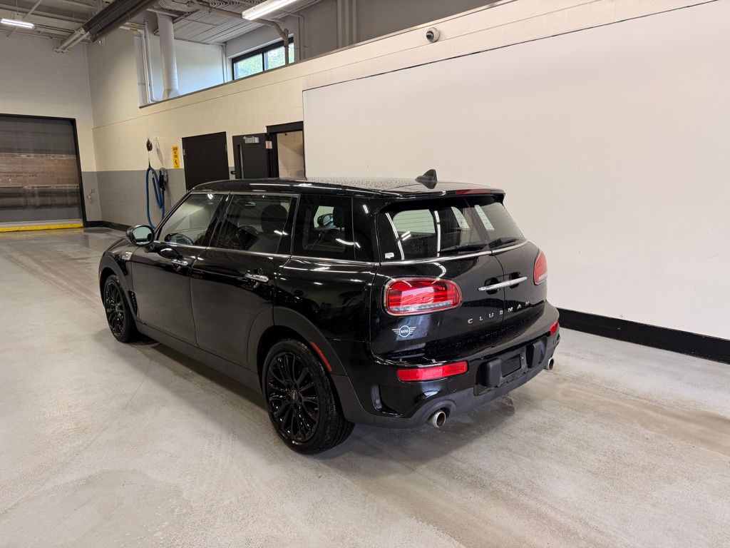 Thumbnail: 2022 MINI Cooper Clubman - 3