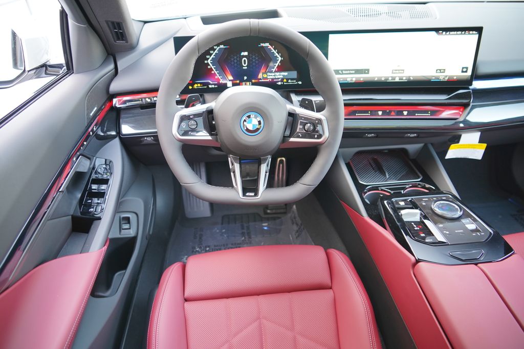 Thumbnail: 2026 BMW 5 Series - 16