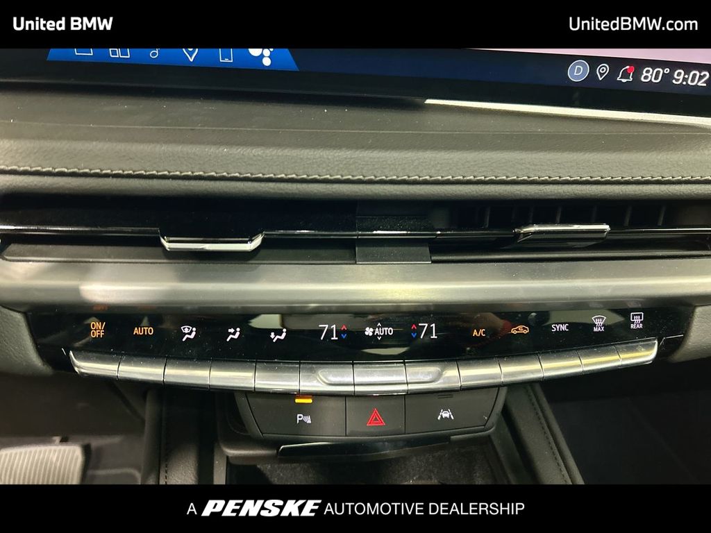 Thumbnail: 2024 Cadillac XT4 - 18