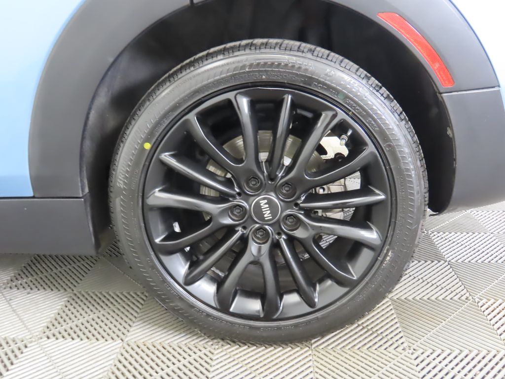 Thumbnail: 2018 MINI Cooper Clubman - 31