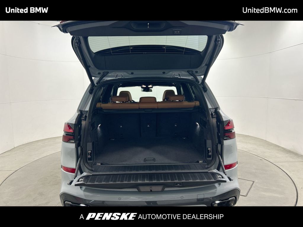 Thumbnail: 2026 BMW X5 - 22