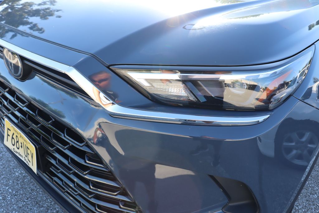 Thumbnail: 2024 Toyota Grand Highlander - 3
