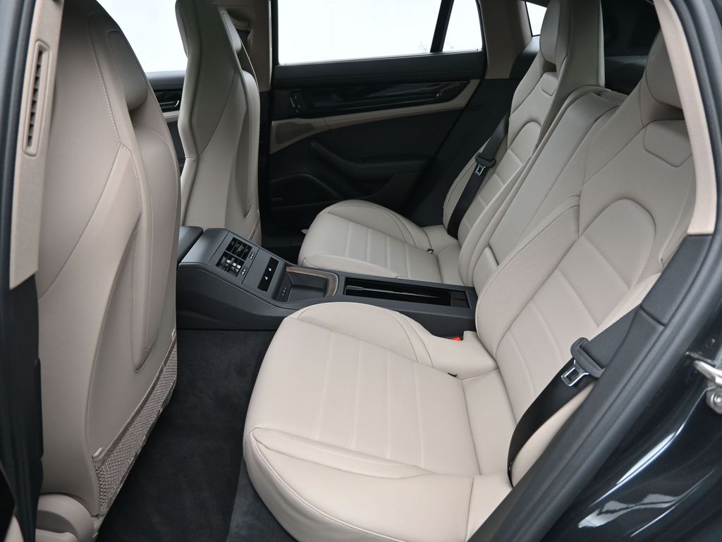 2025 Porsche Panamera Base - Photo 7