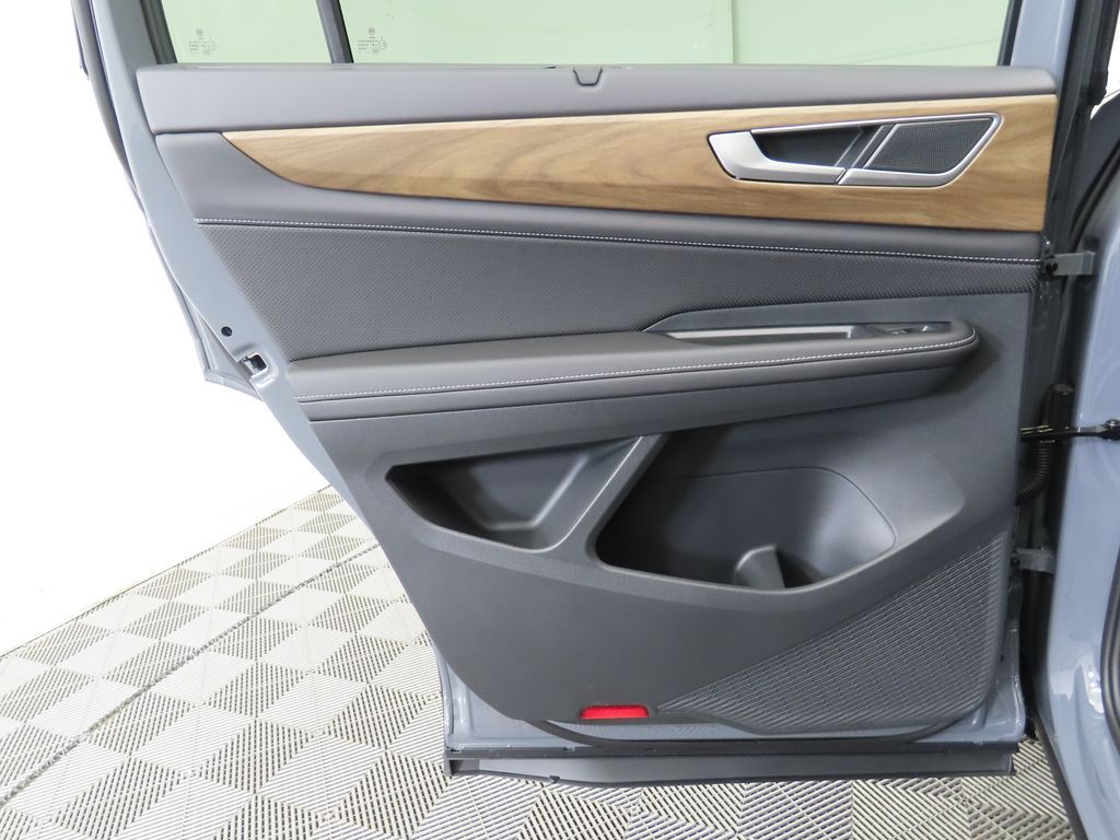 Thumbnail: 2026 Volkswagen Atlas - 26