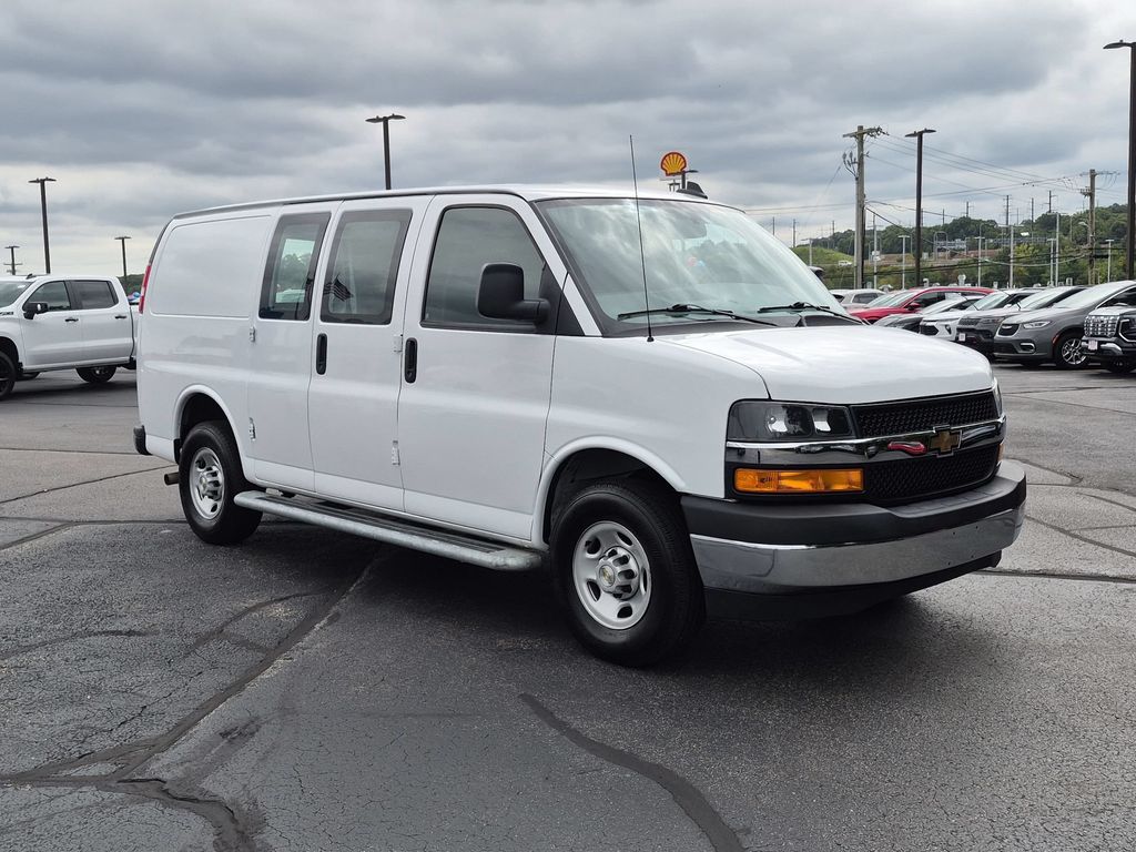2024 Chevrolet Express Cargo 2500 RWD