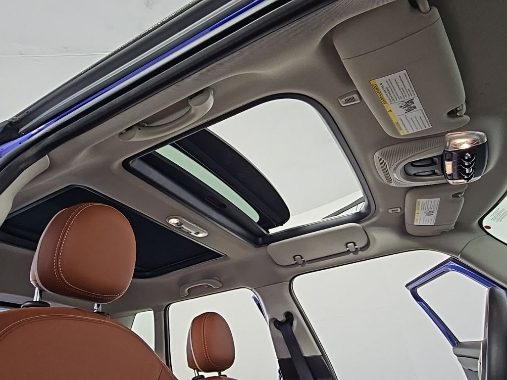 Thumbnail: 2021 MINI Cooper - 18