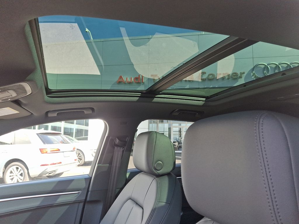 2025 Audi Q3  11