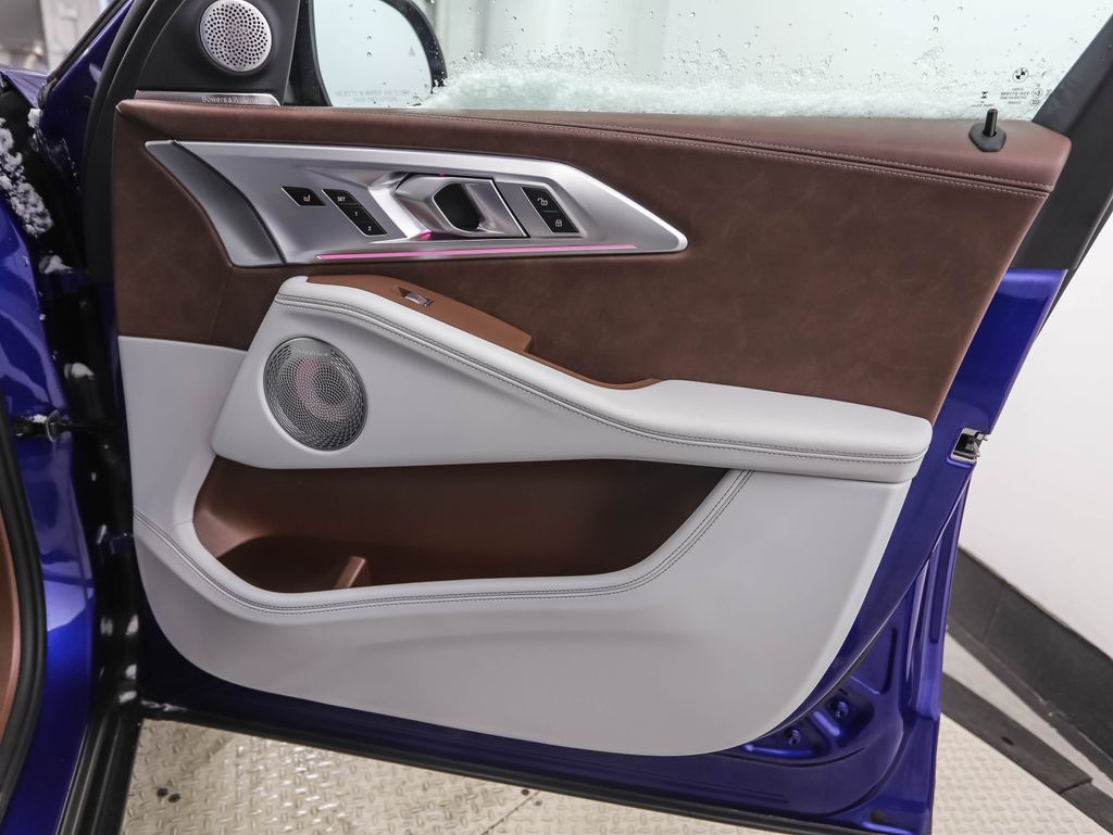 Thumbnail: 2025 BMW XM - 29