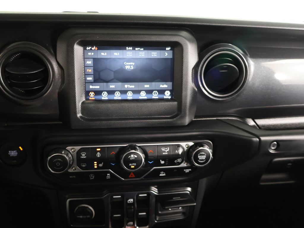 Used 2023 Gray Jeep Altitude image 44