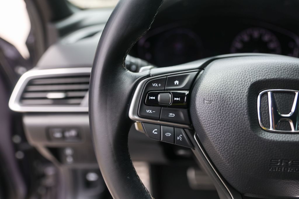 Used Car 2020 Honda Accord  Sport 2.0t For Sale Under $30,000 In Austin, Texas