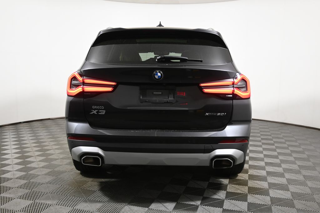 Thumbnail: 2023 BMW X3 - 10
