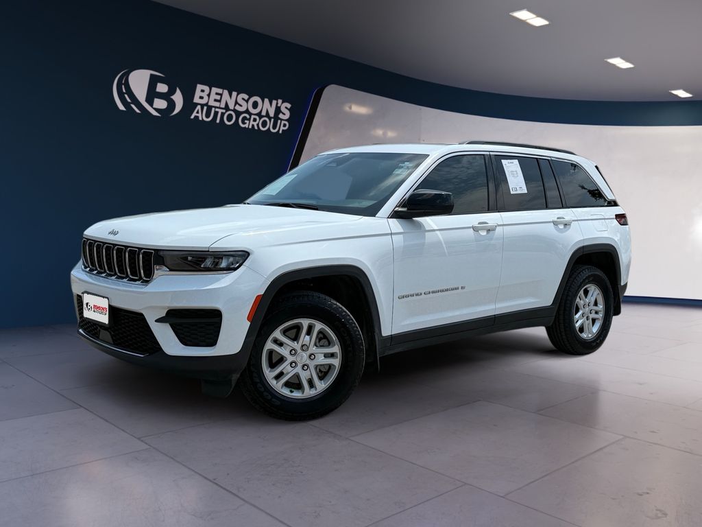 2024 Jeep Grand Cherokee Laredo