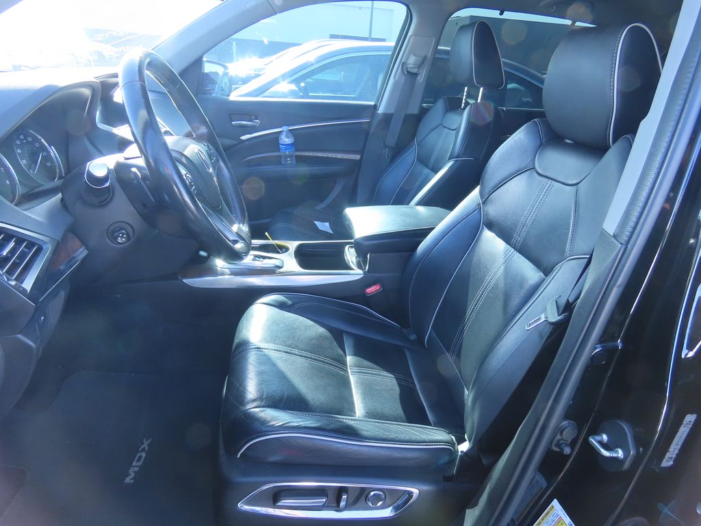 Thumbnail: 2019 Acura MDX - 10