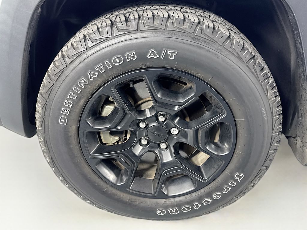 Used Car 2022 Jeep Cherokee  X For Sale Under $25,000 In Austin, Texas