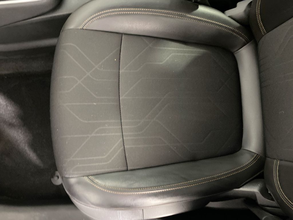 2022 Chevrolet Trax LT photo