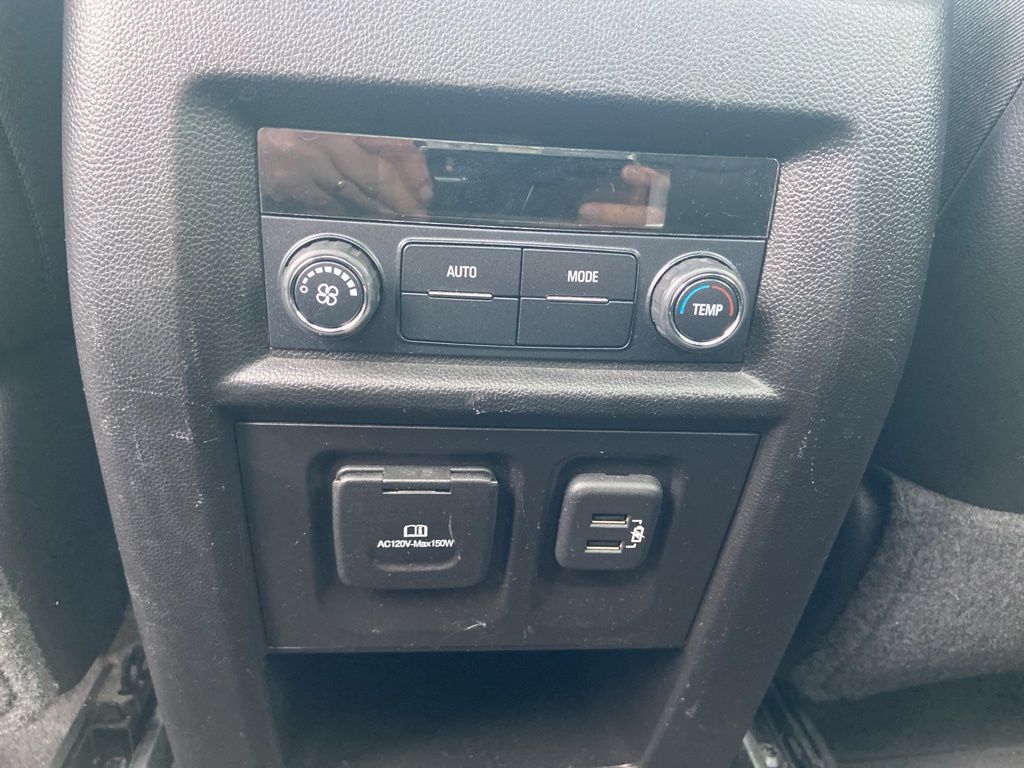 2019 Chevrolet Traverse LT 13